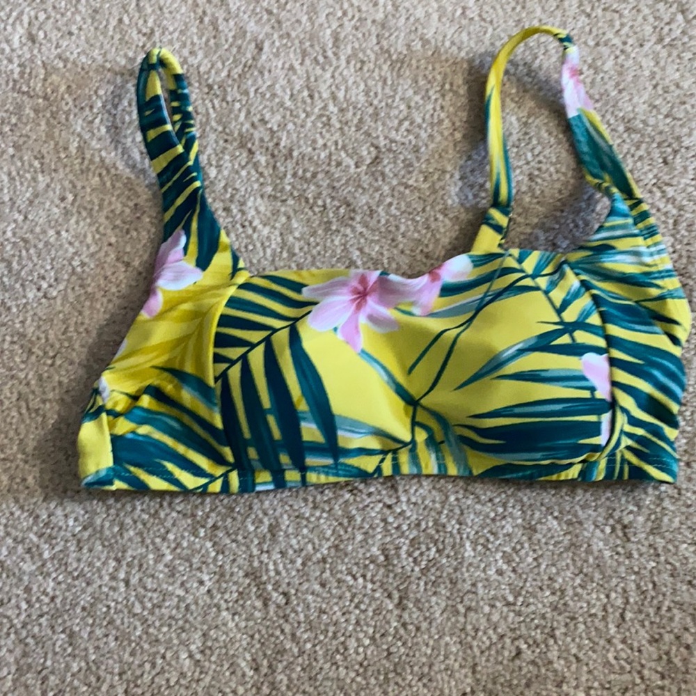 swim top